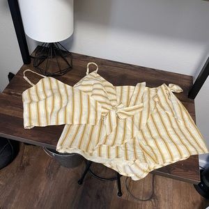 Lulu’s yellow stripe 2 piece jumper